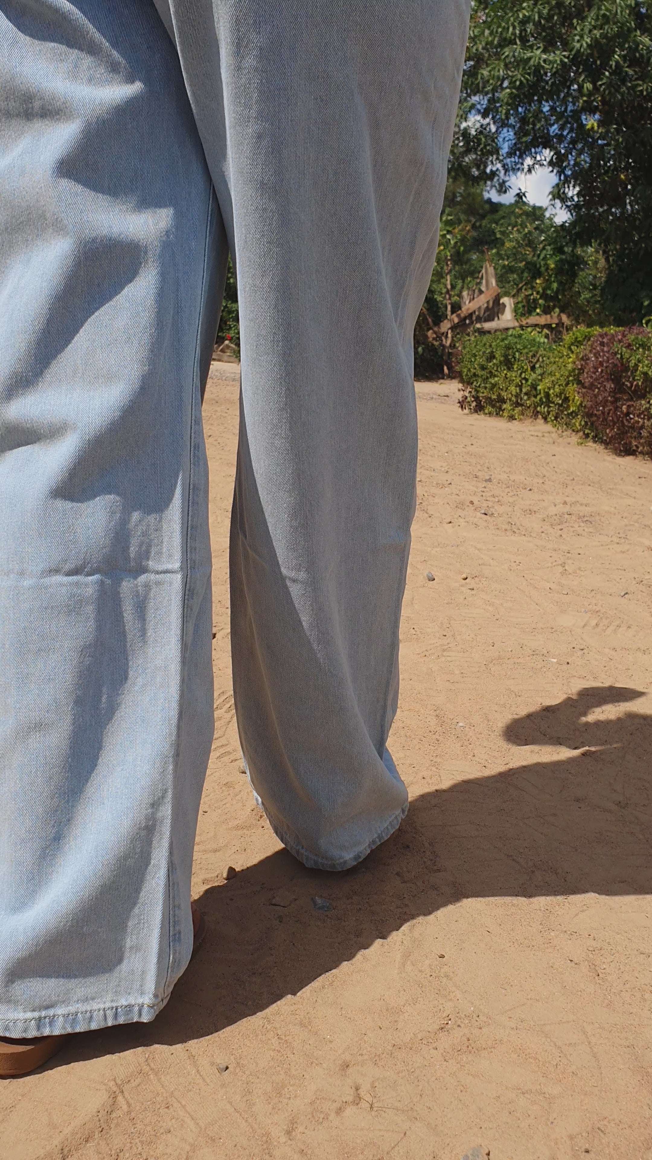 BOYFRIEND JEANS