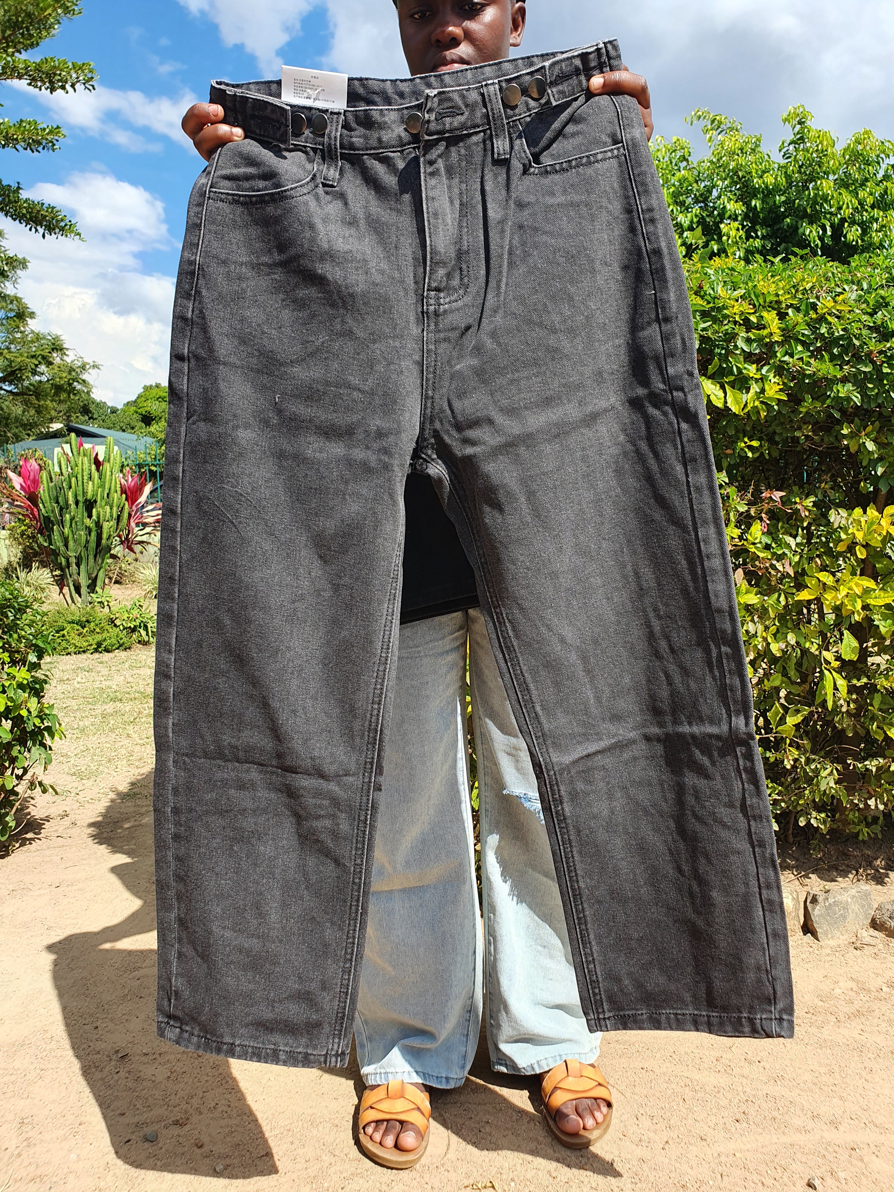 BOYFRIEND JEANS