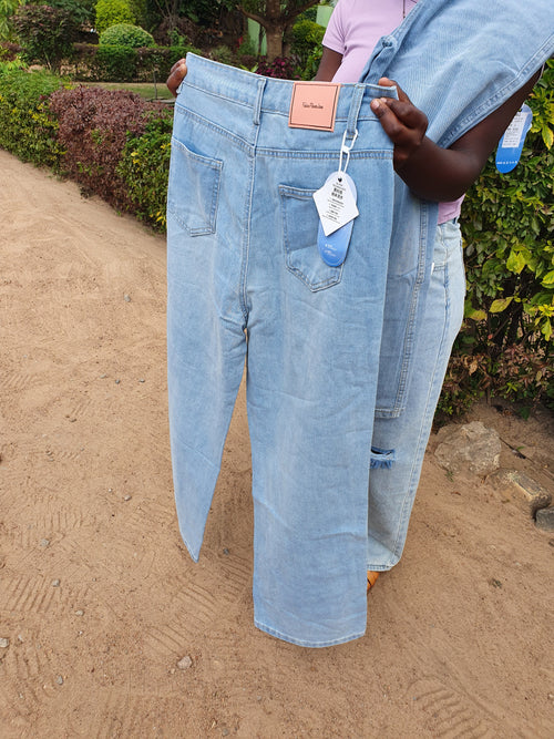 BOYFRIEND JEANS