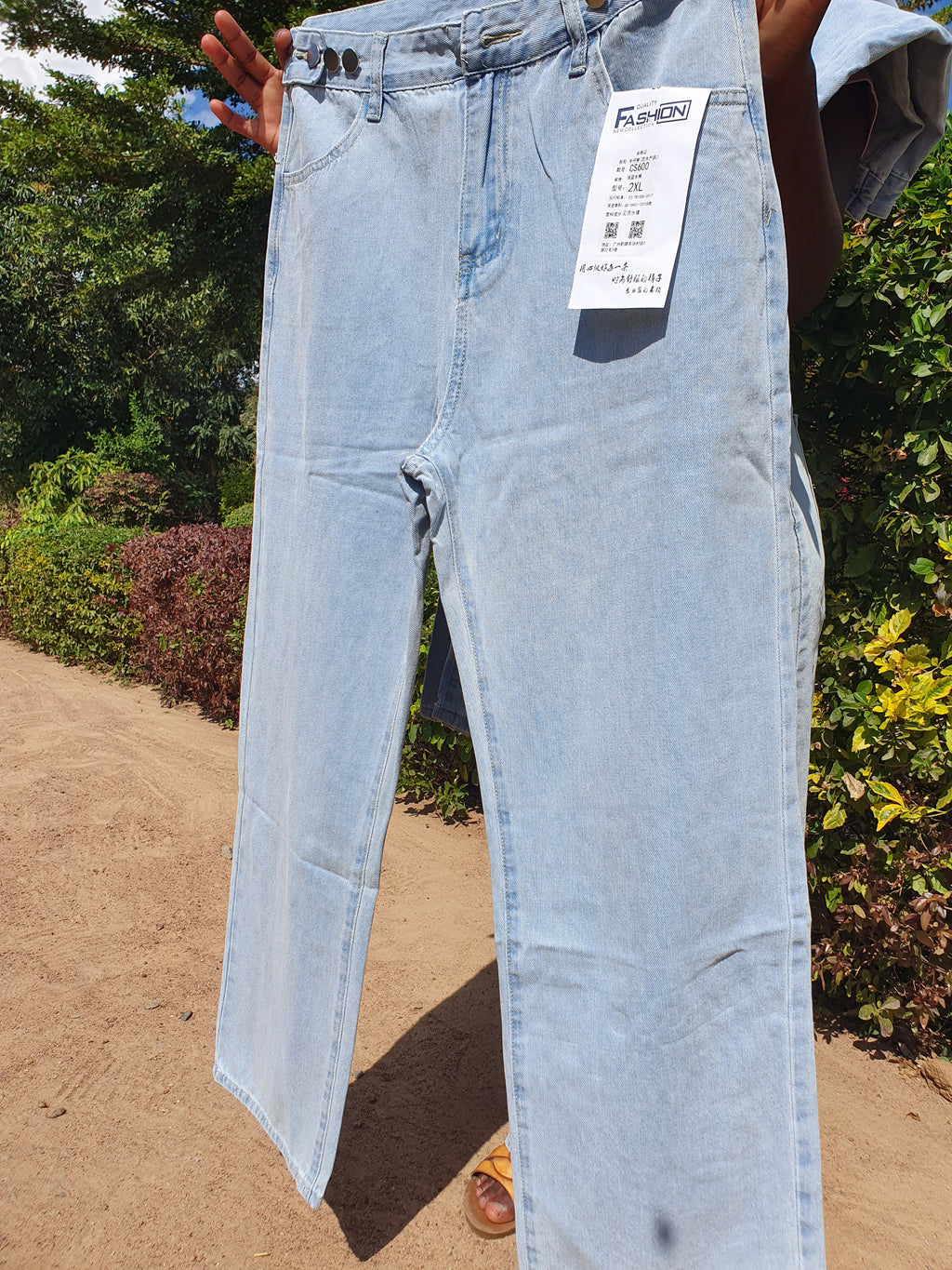 BOYFRIEND JEANS